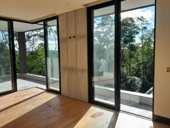 Imagem Casa com 3 Quartos à Venda, 550 m² em Parque Das Artes - Embu Das Artes Imagem Casa com 3 Quartos à Venda, 550 m² em Parque Das Artes - Embu Das Artes