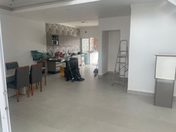Imagem Casa com 4 Quartos à Venda, 232 m² em Estância Balneária Maria Helena Novaes - Peruíbe Imagem Casa com 4 Quartos à Venda, 232 m² em Estância Balneária Maria Helena Novaes - Peruíbe