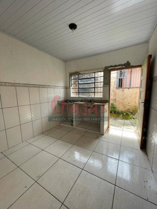 Imagem Casa com 3 Quartos para Alugar, 268 m² em Centro - Caraguatatuba Imagem Casa com 3 Quartos para Alugar, 268 m² em Centro - Caraguatatuba