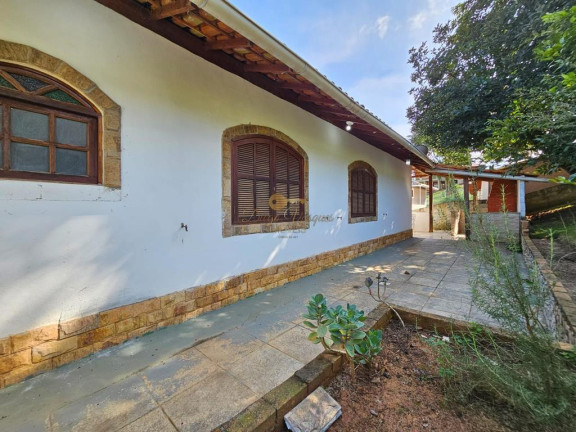 Imagem Casa com 4 Quartos à Venda, 640 m² em Vale Alpino - Teresópolis