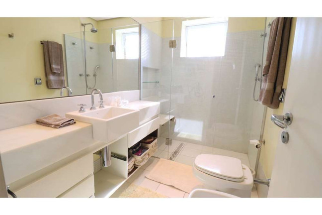 Imagem Imóvel com 4 Quartos à Venda, 271 m² em Morumbi - São Paulo Imagem Imóvel com 4 Quartos à Venda, 271 m² em Morumbi - São Paulo