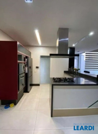 Imagem Sobrado com 4 Quartos à Venda, 357 m² em Vila Vitória - Santo André Imagem Sobrado com 4 Quartos à Venda, 357 m² em Vila Vitória - Santo André