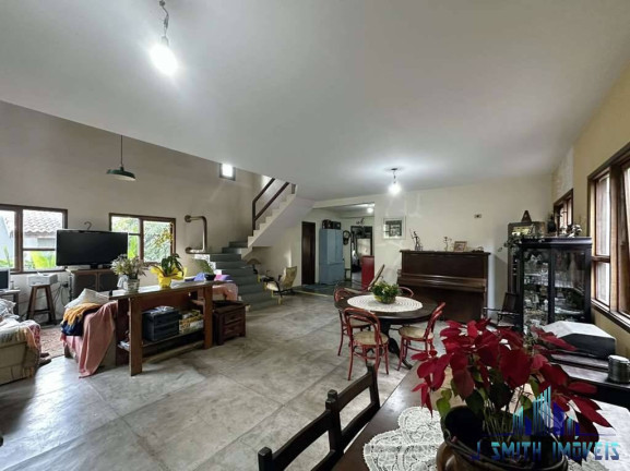 Imagem Casa com 4 Quartos à Venda, 303 m² em Vila Diva - Carapicuíba