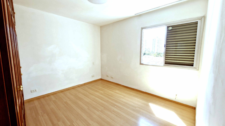 Imagem Apartamento com 3 Quartos à Venda, 165 m² em água Fria - São Paulo