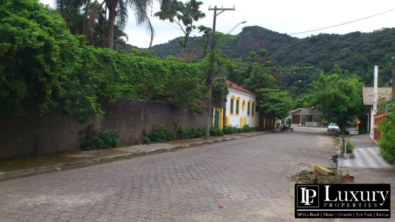 Imagem Casa com 5 Quartos à Venda, em Centro - Iguape Imagem Casa com 5 Quartos à Venda, em Centro - Iguape