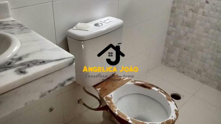 Imagem Casa com 2 Quartos à Venda, 98 m² em José Menino - Santos