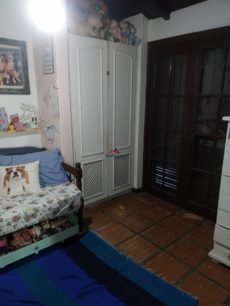 Imagem Imóvel com 13 Quartos à Venda, 312 m² em Canasvieiras - Florianópolis Imagem Imóvel com 13 Quartos à Venda, 312 m² em Canasvieiras - Florianópolis