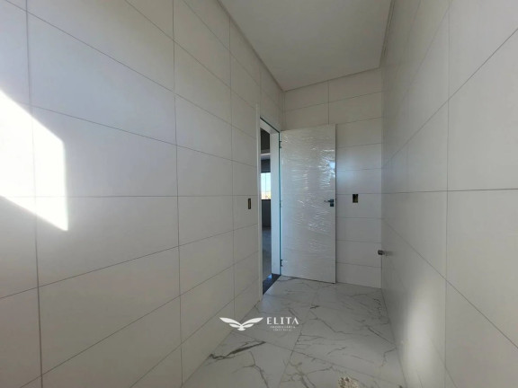 Imagem Sobrado com 3 Quartos à Venda, 100 m² em Centro - Barra Velha