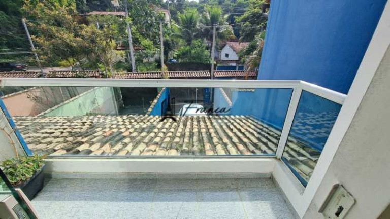 Imagem Imóvel com 2 Quartos à Venda, 85 m² em Maria Paula - São Gonçalo