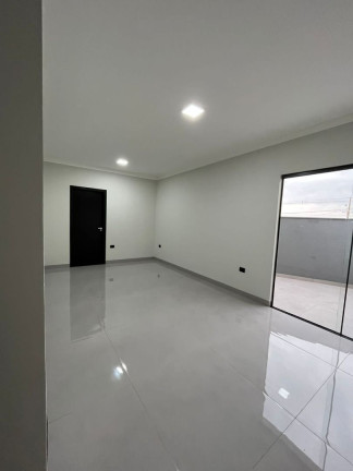 Imagem Casa com 3 Quartos à Venda, 135 m² em Jd Paulista - Maringa