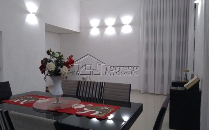 Imagem Casa de Condomínio com 2 Quartos à Venda, 150 m² em Bairro Do Grama - Caçapava Imagem Casa de Condomínio com 2 Quartos à Venda, 150 m² em Bairro Do Grama - Caçapava