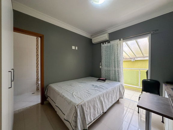 Imagem Casa com 3 Quartos à Venda, 220 m² em Vila Scarpelli - Santo André Imagem Casa com 3 Quartos à Venda, 220 m² em Vila Scarpelli - Santo André