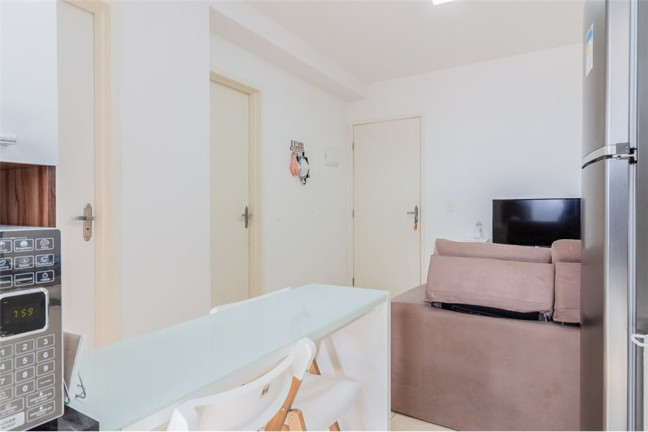 Imagem Imóvel com 2 Quartos à Venda,  em Vila Nhocune - São Paulo