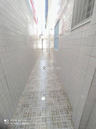 Imagem Casa com 2 Quartos à Venda, 70 m² em Embaré - Santos