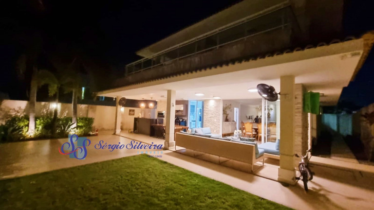 Imagem Casa com 5 Quartos à Venda, 396 m² em Coaçu - Eusébio