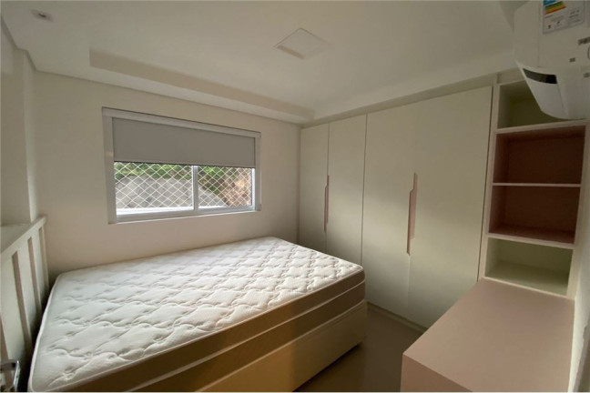 Imagem Imóvel com 2 Quartos à Venda,  em Estados - Balneário Camboriú