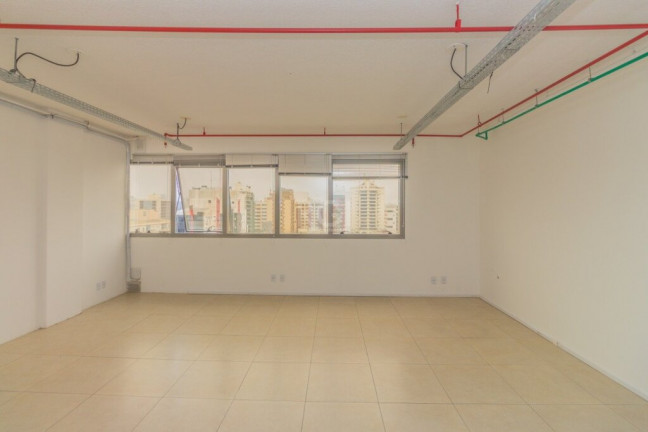 Imagem Sala Comercial à Venda, 41 m² em Menino Deus - Porto Alegre Imagem Sala Comercial à Venda, 41 m² em Menino Deus - Porto Alegre
