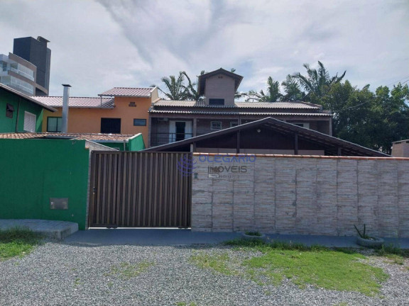 Imagem Sobrado com 3 Quartos à Venda, em Centro - Penha Imagem Sobrado com 3 Quartos à Venda, em Centro - Penha