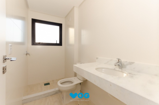 Imagem Imóvel com 3 Quartos à Venda, 130 m² em Petrópolis - Porto Alegre Imagem Imóvel com 3 Quartos à Venda, 130 m² em Petrópolis - Porto Alegre