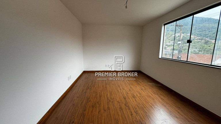 Imagem Apartamento com 2 Quartos à Venda, 100 m² em Santa Cecília - Teresópolis