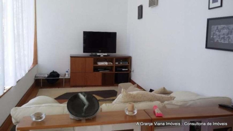 Imagem Casa com 3 Quartos à Venda, 1.300 m² em Altos De São Fernando - Jandira Imagem Casa com 3 Quartos à Venda, 1.300 m² em Altos De São Fernando - Jandira