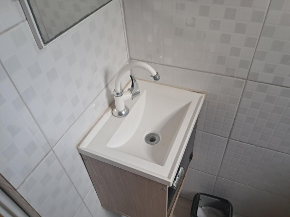 Imagem Casa com 1 Quarto à Venda, em Campo Grande - Rio De Janeiro Imagem Casa com 1 Quarto à Venda, em Campo Grande - Rio De Janeiro