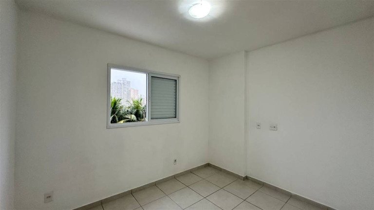 Imagem Apartamento com 1 Quarto à Venda, 10 m² em Guilhermina - Praia Grande Imagem Apartamento com 1 Quarto à Venda, 10 m² em Guilhermina - Praia Grande