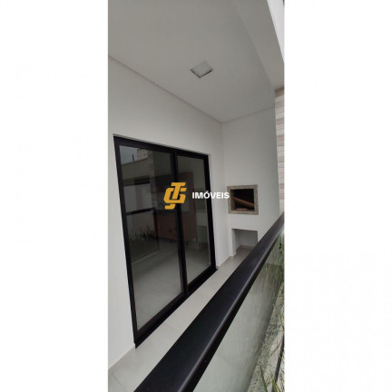 Imagem Apartamento com 2 Quartos à Venda, 71 m² em Centro - Camboriú