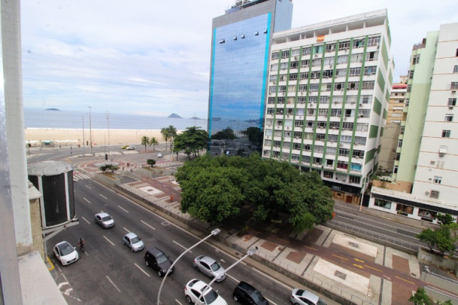 Imagem Apartamento com 3 Quartos à Venda, 110 m² em Leme - Rio De Janeiro