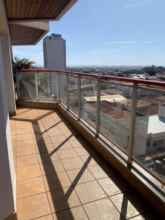Apartamento com 3 Quartos à Venda, 148 m² em Edificio Monte Castelo - Pirassununga