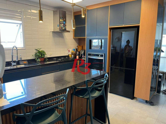 Imagem Imóvel com 3 Quartos à Venda, 131 m² em Encruzilhada - Santos Imagem Imóvel com 3 Quartos à Venda, 131 m² em Encruzilhada - Santos