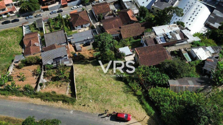 Terreno à Venda, 500 m² em Vale Do Paraíso - Teresópolis