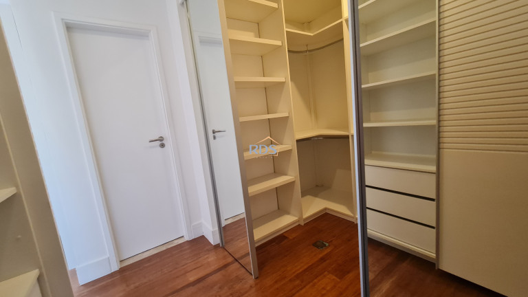 Imagem Apartamento com 3 Quartos à Venda, 137 m² em Vila Suzana - São Paulo