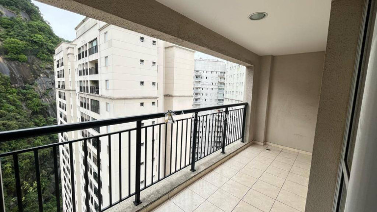 Imagem Apartamento com 3 Quartos à Venda, 84 m² em Marapé - Santos