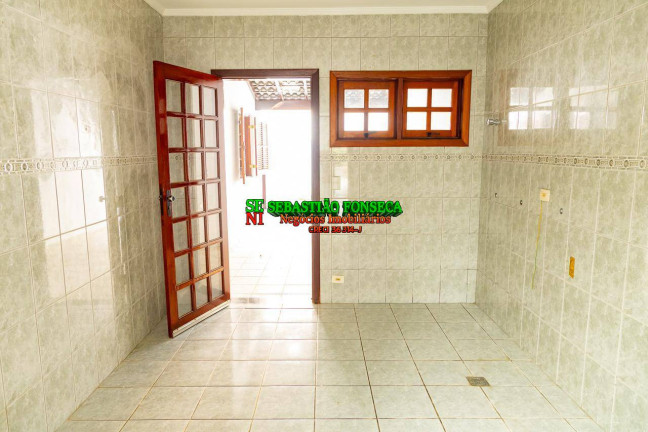 Imagem Casa com 4 Quartos à Venda, 300 m² em Jardim Santa Maria - Jacareí Imagem Casa com 4 Quartos à Venda, 300 m² em Jardim Santa Maria - Jacareí