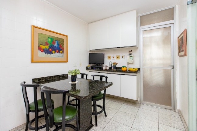 Imagem Apartamento com 3 Quartos à Venda, 223 m² em Jardim Paulista - São Paulo Imagem Apartamento com 3 Quartos à Venda, 223 m² em Jardim Paulista - São Paulo