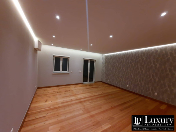 Imagem Casa com 5 Quartos à Venda, 656 m² em Centro - Cascais Imagem Casa com 5 Quartos à Venda, 656 m² em Centro - Cascais