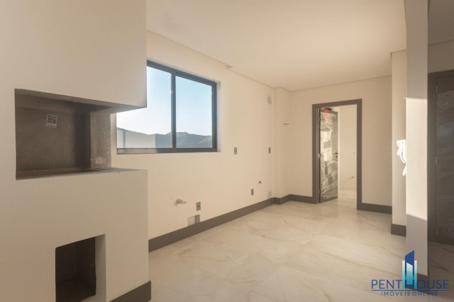 Imagem Apartamento com 3 Quartos à Venda, 129 m² em Centro - Balneário Camboriú Imagem Apartamento com 3 Quartos à Venda, 129 m² em Centro - Balneário Camboriú