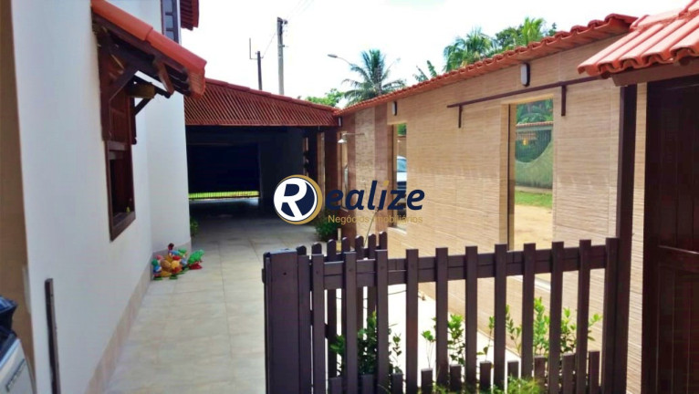 Imagem Casa com 4 Quartos à Venda, 300 m² em Perocão - Guarapari