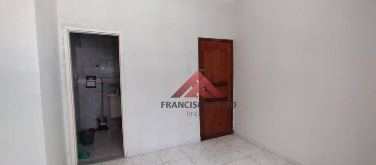 Apartamento com 2 Quartos à Venda, 70 m² em Santa Rosa - Niterói