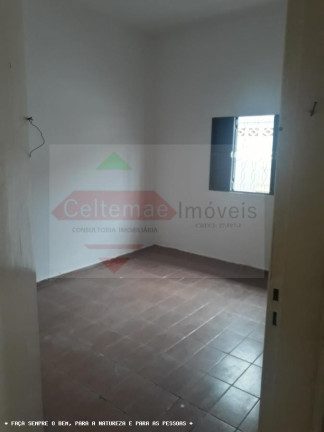 Imagem Casa com 3 Quartos à Venda, 161 m² em Centro - Taubaté Imagem Casa com 3 Quartos à Venda, 161 m² em Centro - Taubaté