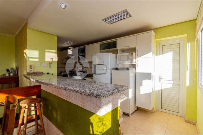 Imagem Imóvel com 3 Quartos à Venda, 200 m² em Menino Deus - Porto Alegre Imagem Imóvel com 3 Quartos à Venda, 200 m² em Menino Deus - Porto Alegre