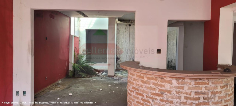 Imagem Casa com 6 Quartos à Venda, 205 m² em Centro - Taubaté Imagem Casa com 6 Quartos à Venda, 205 m² em Centro - Taubaté