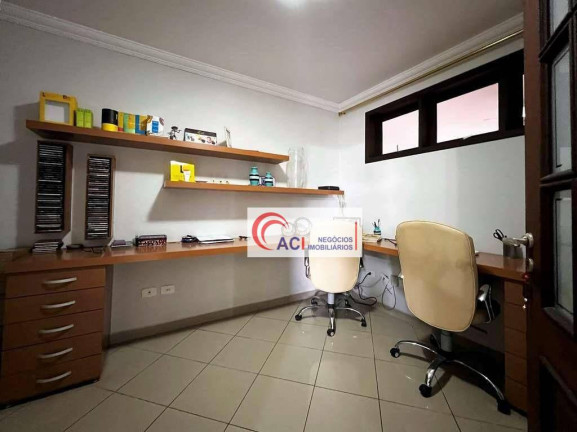 Imagem Casa com 3 Quartos à Venda, 360 m² em Granja Viana - Cotia