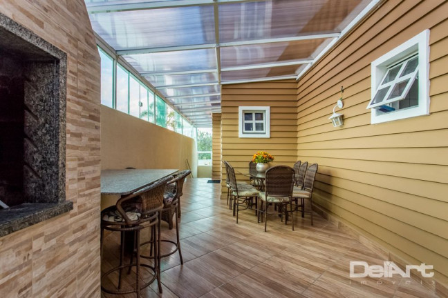 Imagem Casa com 3 Quartos à Venda, 432 m² em Rebouças - Curitiba