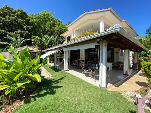 Imagem Casa com 4 Quartos à Venda, 355 m² em Piatã - Salvador Imagem Casa com 4 Quartos à Venda, 355 m² em Piatã - Salvador