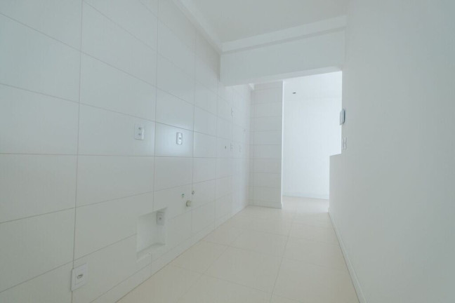 Imagem Apartamento com 3 Quartos à Venda, 98 m² em Centro - Florianópolis Imagem Apartamento com 3 Quartos à Venda, 98 m² em Centro - Florianópolis