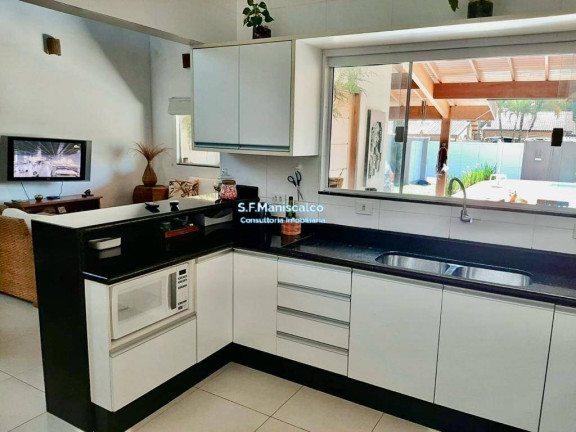 Imagem Casa com 4 Quartos à Venda, 342 m² em Toninhas - Ubatuba Imagem Casa com 4 Quartos à Venda, 342 m² em Toninhas - Ubatuba