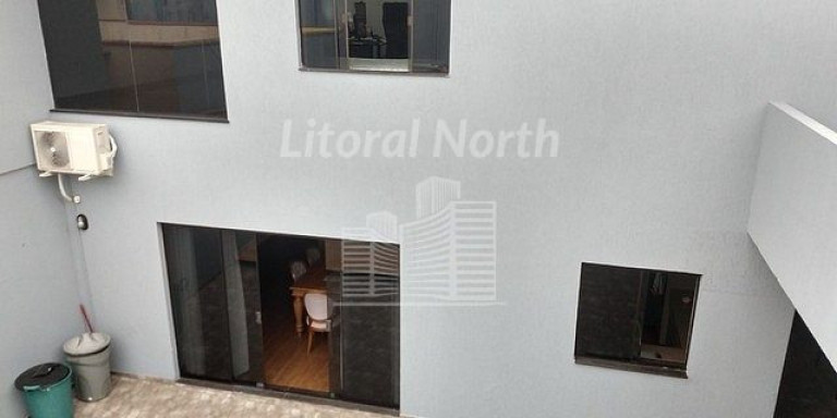 Imagem Sobrado com 4 Quartos à Venda, 350 m² em Fazenda - Itajaí Imagem Sobrado com 4 Quartos à Venda, 350 m² em Fazenda - Itajaí