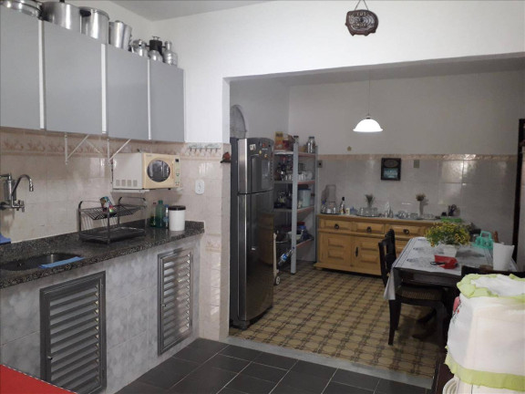 Imagem Casa com 6 Quartos à Venda, 450 m² em Fazendinha - Araruama Imagem Casa com 6 Quartos à Venda, 450 m² em Fazendinha - Araruama